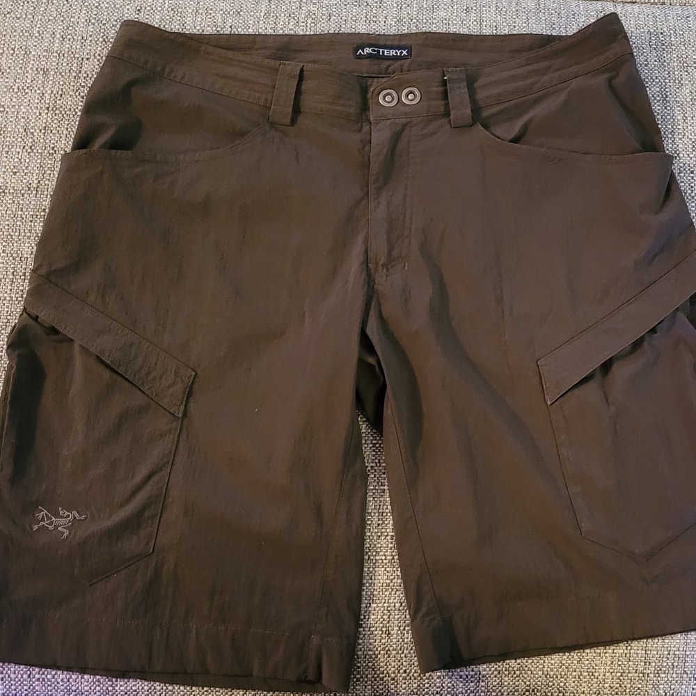 Arc'teryx - Rampart Cargo Shorts